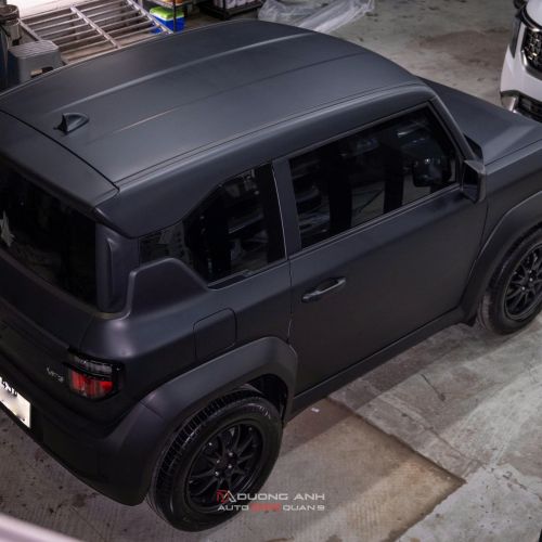 VF3 Wrap Decal Đen Mờ – Biến hóa phong cách đô thị thành cá tính đầy cuốn hút