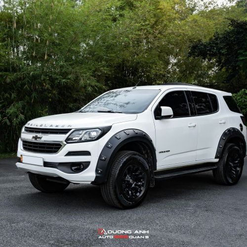 Chevrolet Trailblazer nâng cấp Ghế VIP tài + phụ, Ghế VIP SUV 02 & Trần sao Pi Starlight – Chuẩn SUV thương gia