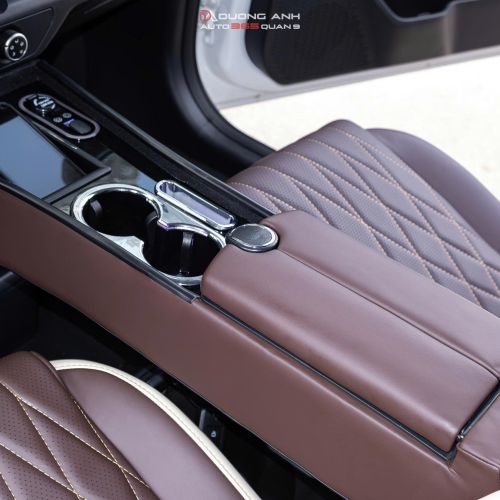 VF3 nâng cấp nội thất – Bọc da, yên ngựa, cảm biến lùi, cắt đôi băng 2 tiện nghi và cá tính