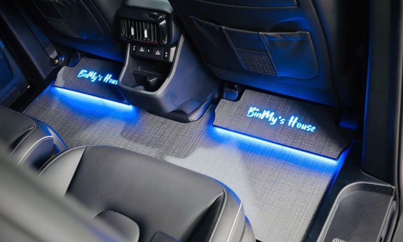 Hyundai Custin nâng cấp Sàn Caro Gingham – Tinh tế, hiện đại và khác biệt