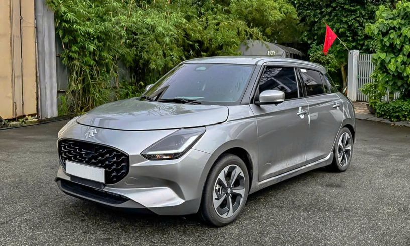 SUZUKI SWIFT NÂNG CẤP NỘI THẤT DA, TRẦN DA LỘN, CAMERA 360 VÀ TIỆN ÍCH CAO CẤP