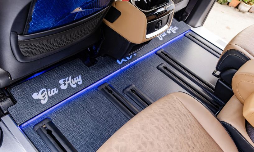 Kia Carnival nâng cấp Sàn Caro Gingham – Sang trọng, sạch sẽ và đậm chất Limousine