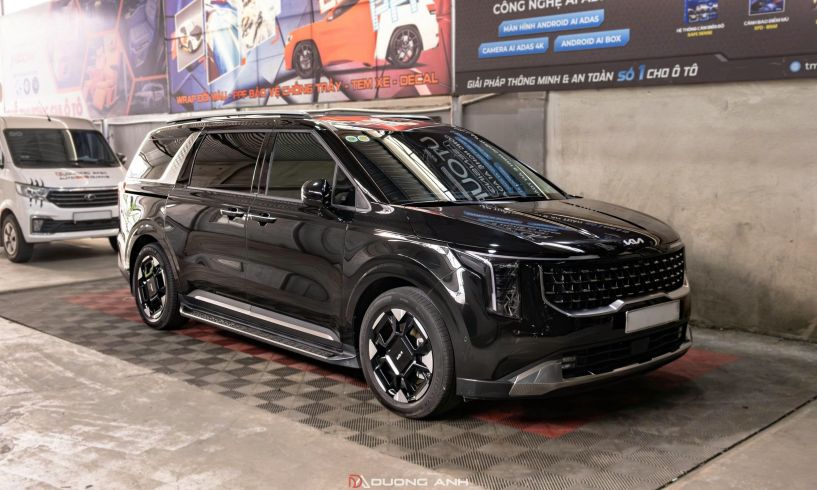 Kia Carnival nâng cấp Sàn vân đá & Sofa bed – Sang trọng, tiện nghi chuẩn Limousine