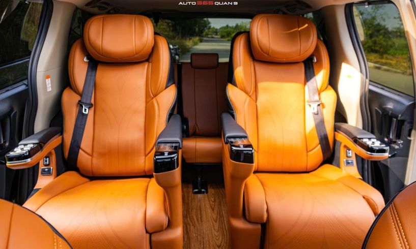 Toyota Sienna nâng cấp Ghế VIP HP13, Sàn vân gỗ & Bọc da nội thất – Chuẩn Limousine cao cấp