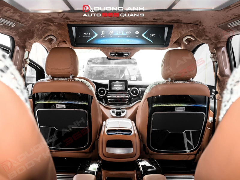 Bàn làm việc ô tô kiểu Mercedes 2