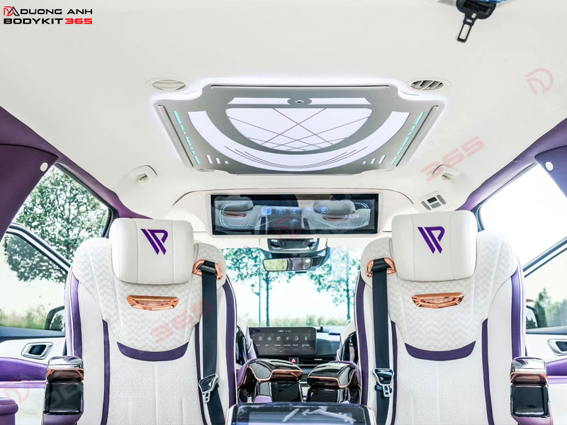 Ốp đèn trần sao rơi cho ô tô 