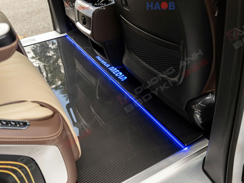 Sàn Carbon Fiber đế nhôm 3