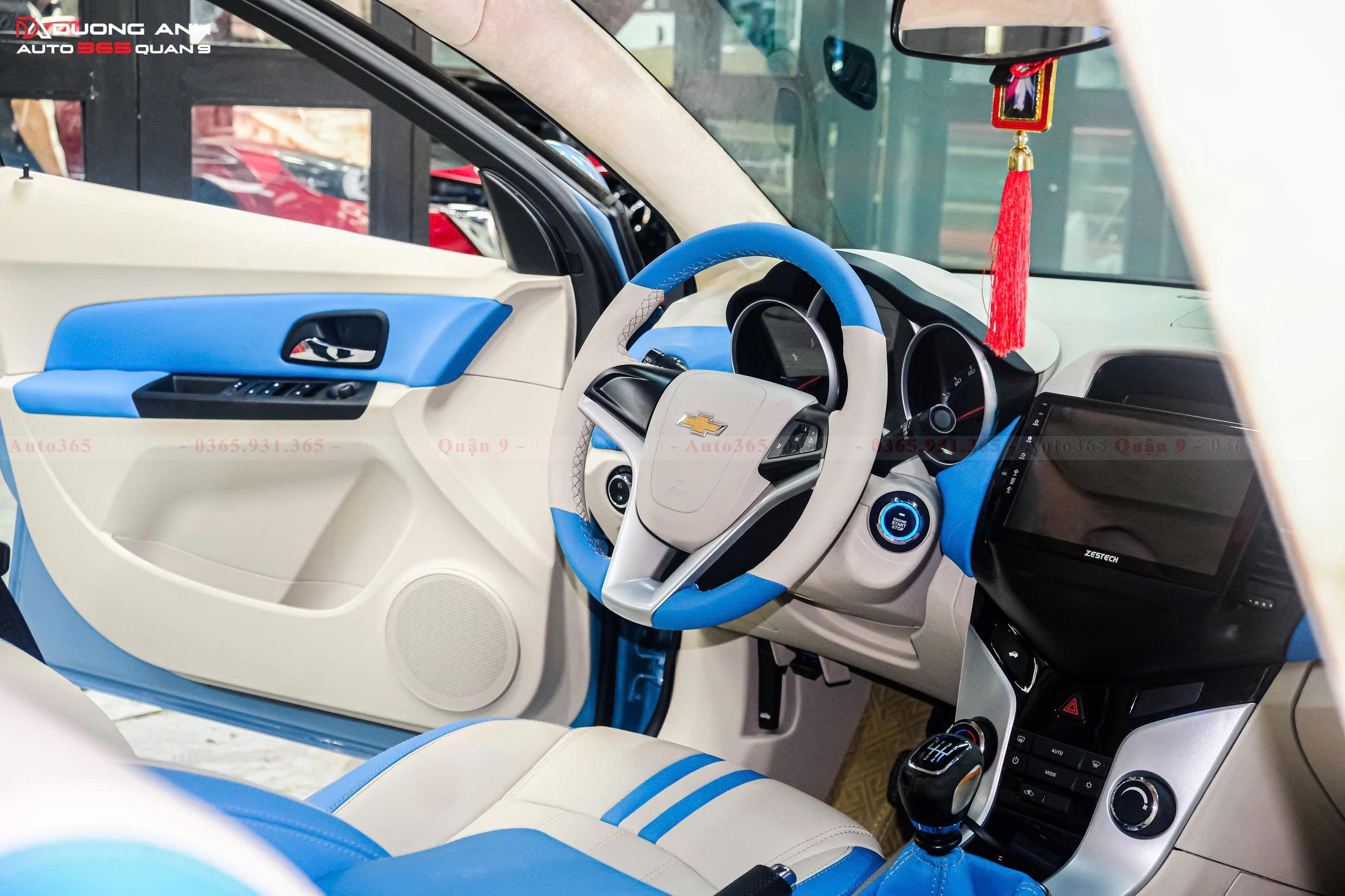 Chevrolet Cruze đổi màu nội thất tông xanh kem – Không gian tươi mới, đẳng cấp và khác biệt