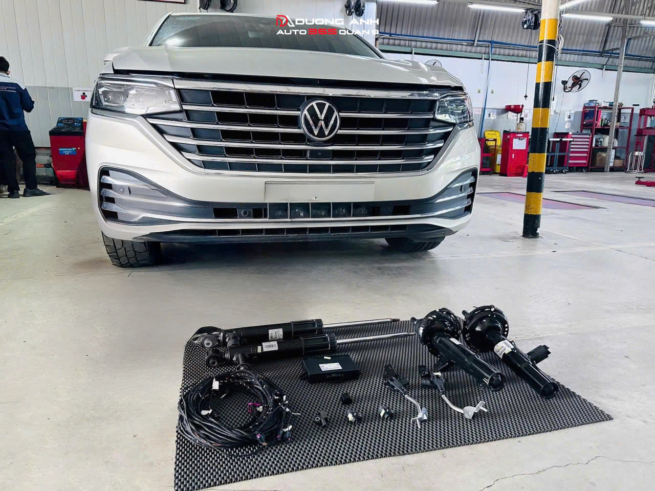 Volkswagen Viloran nâng cấp phuộc chính hãng – Êm ái, ổn định và đẳng cấp như mới