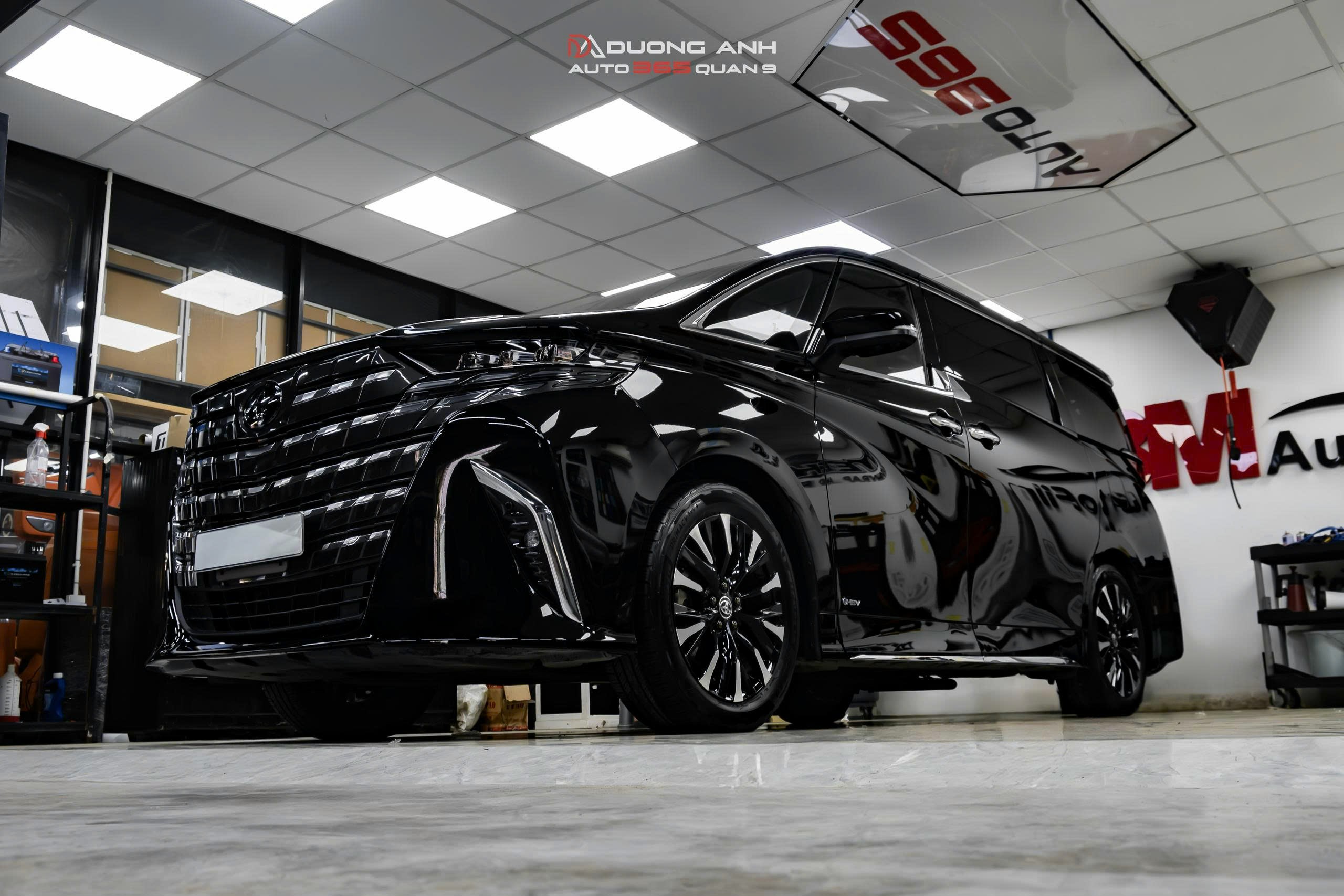 Toyota Alphard dán NAR PPF – Khi MPV hạng sang cũng cần được bảo vệ