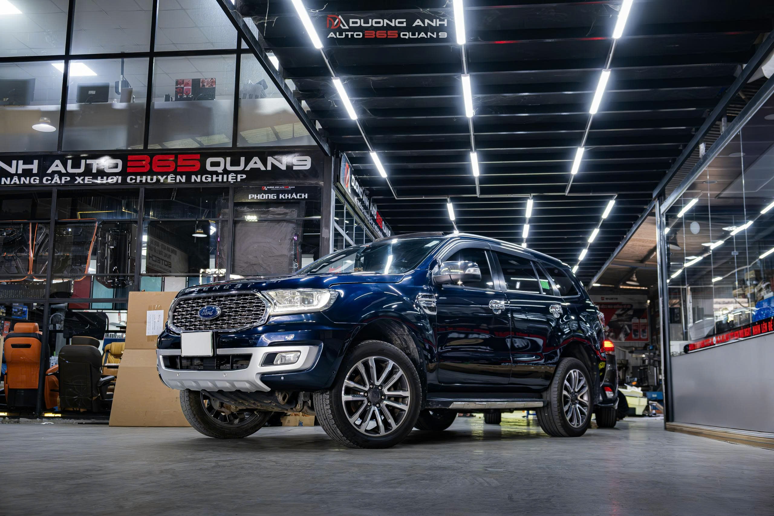 Ford Everest Bọc da nội thất, Ghế SUV 02 & Sàn da 360 – Nâng cấp chuẩn sang trọng